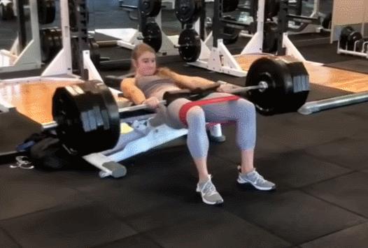 最有效的臀部凹陷训练,怎么通过臀部训练改善臀凹陷