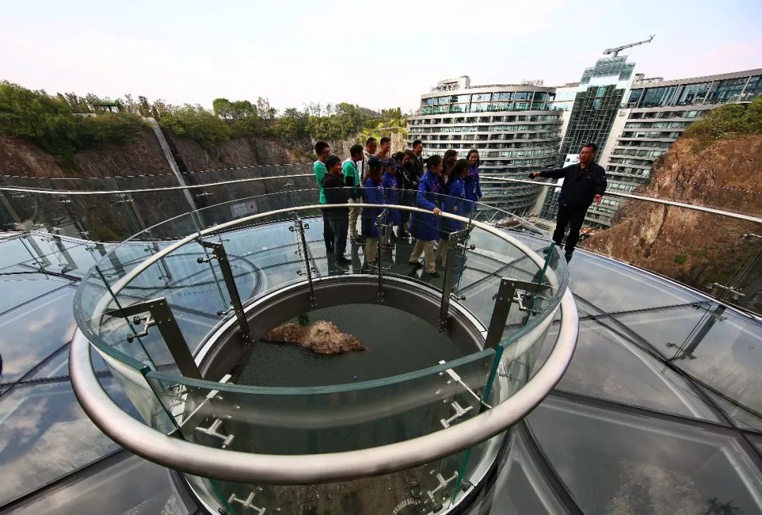 上海深坑酒店地下的样子,上海深坑酒店内部视频