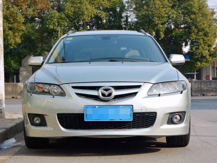 情怀老车马自达6wagon瓦罐旅行版