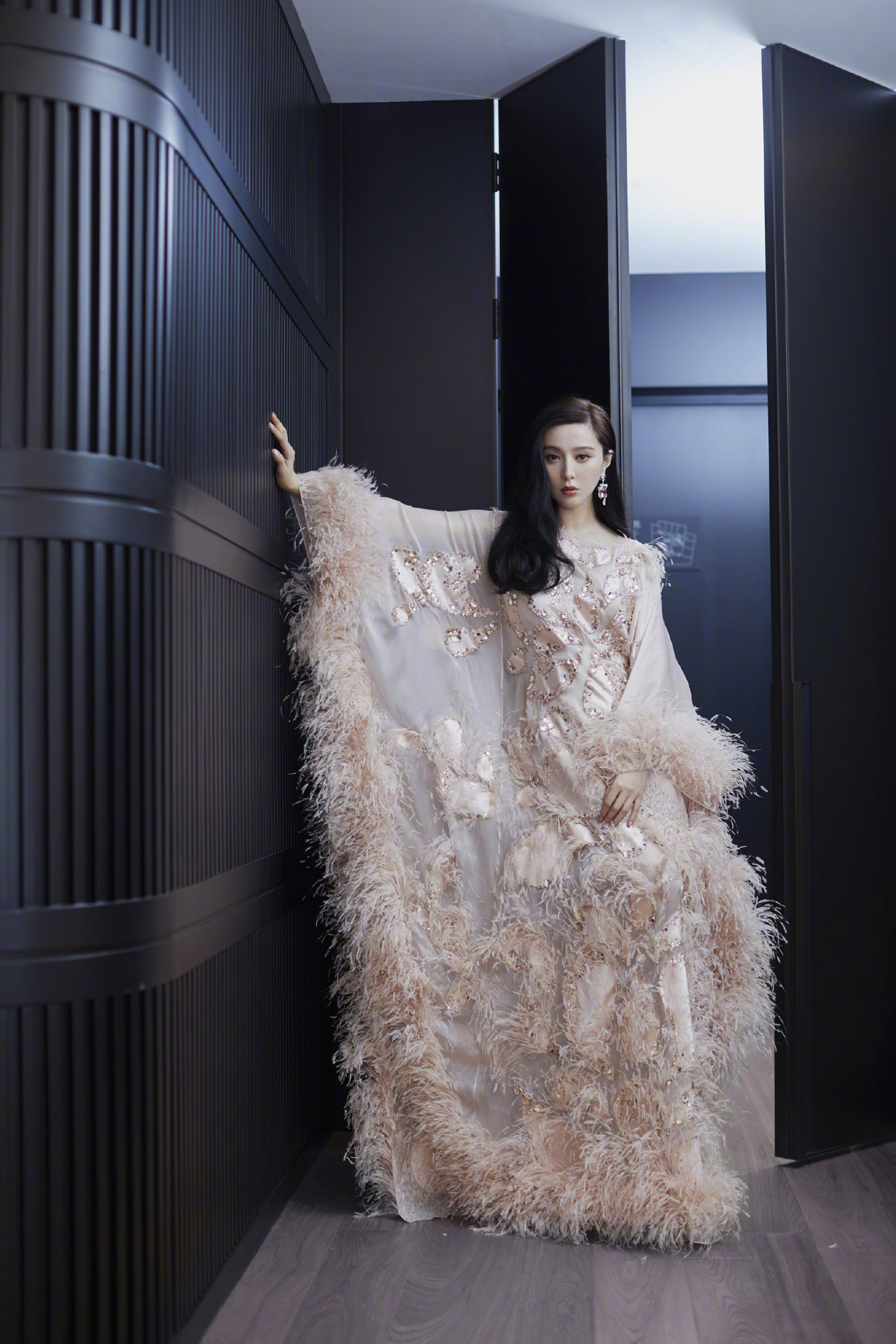 范冰冰香港同款风衣,范冰冰穿的风衣韩版