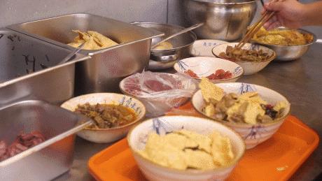 掐着鼻子分辨不出来饮料味道,螺蛳粉到底有何魅力