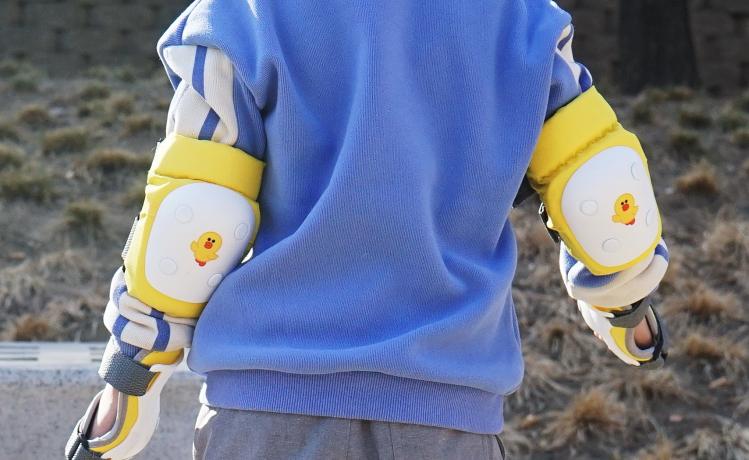 柒小佰轮滑鞋儿童6-12岁,轮滑就该这么玩