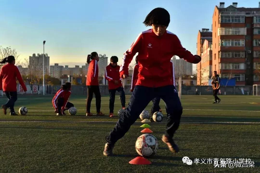 2019女足世界杯足球宝贝,孝义女足法国世界杯