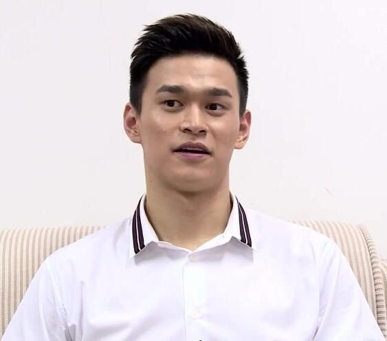 2大风云人物梦幻联动，6亿李国庆教孙杨翻盘，网友：这叫物以类聚