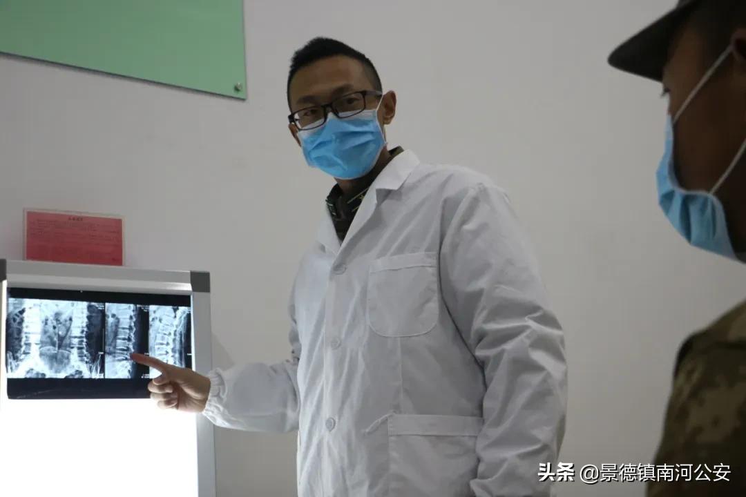 白衣执甲护士图片大全,白衣执甲医护工作者