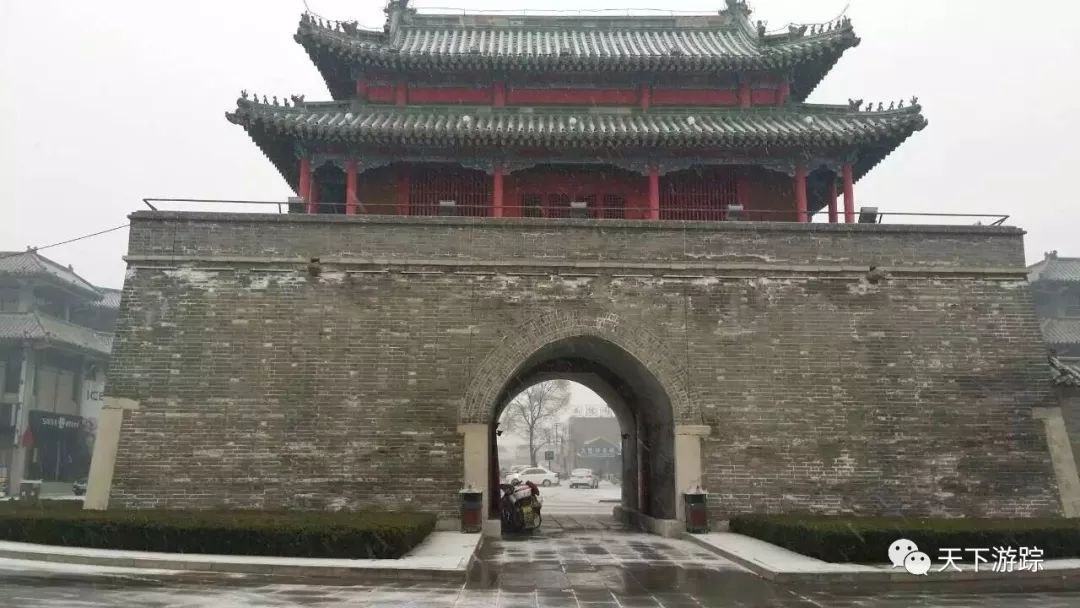 观赏曲阜的孔府孔庙孔林后的感受,曲阜的孔府和孔庙哪个更适合参观