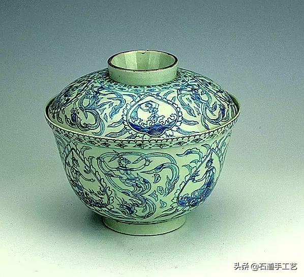 整套青花瓷器超大件,各个时期的青花瓷器特征