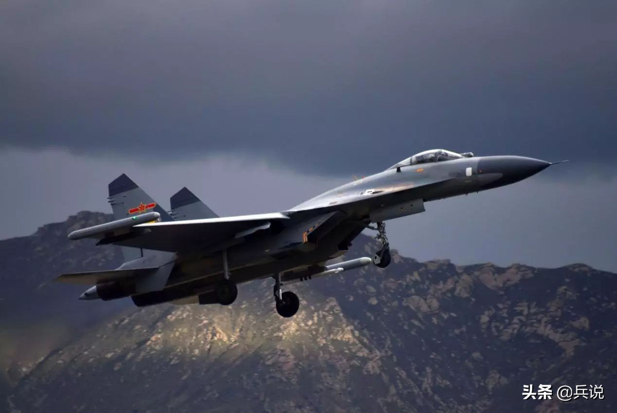 歼11是仿制苏27吗,歼11战斗机改装