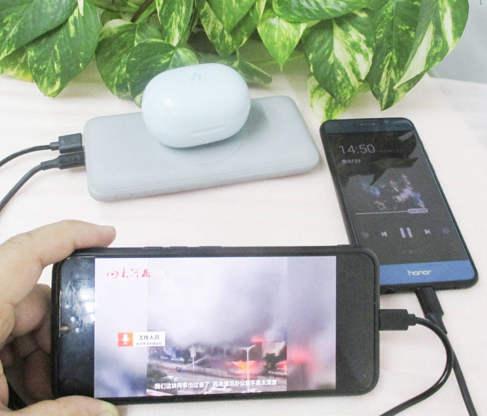 magsafe磁吸充电宝可否吸安卓手机,无线磁吸式充电宝评测安卓