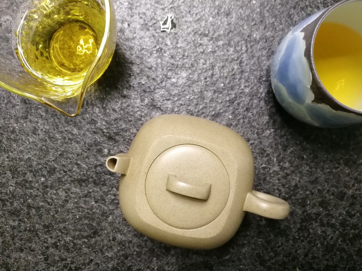 饮水机怎么用茶吧机,茶吧机和饮水机哪个更健康实用