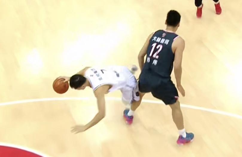 北控对广东宏远杜锋,北控打广厦第四节回放