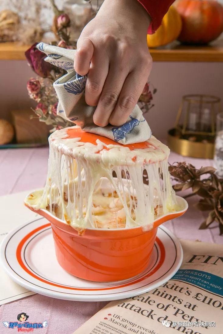 来这家店你真没办法好好吃饭，每道菜都堪比艺术品，好吃到光盘