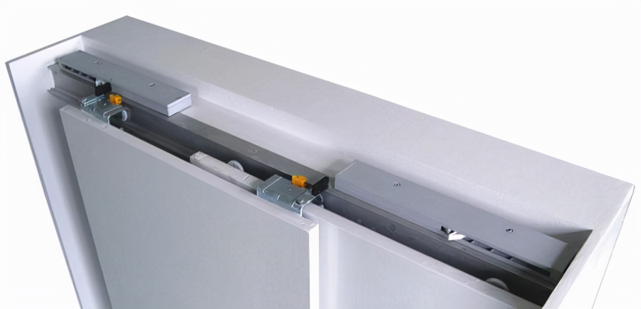 花三千多买块表值得吗,推拉门极简地轨跟常规地轨哪个好