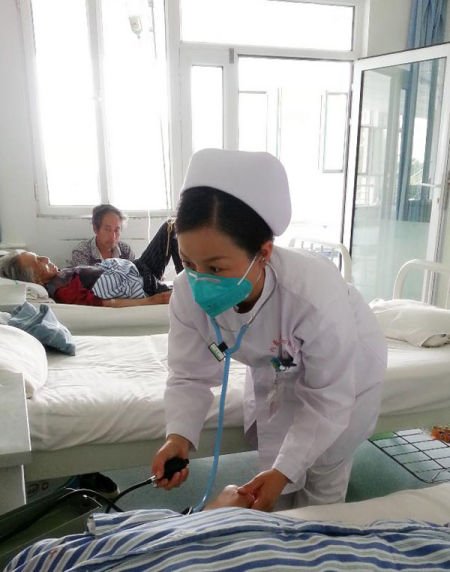 白衣天使生命的卫士,白衣天使抗疫身影