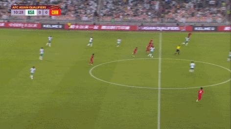 复盘国足2-3沙特，中国足球依然得靠“巴西族”