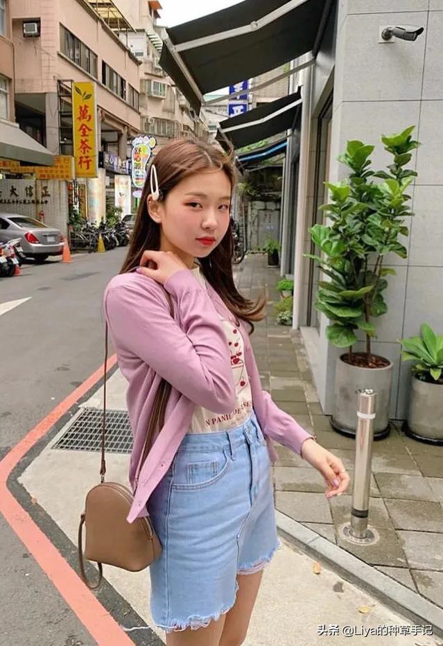 不要再披头散发了夏天适合的发型,披着和扎着都好看的浅层次发型