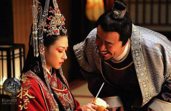 万茜与刘璇,万茜回应与刘璇撞脸