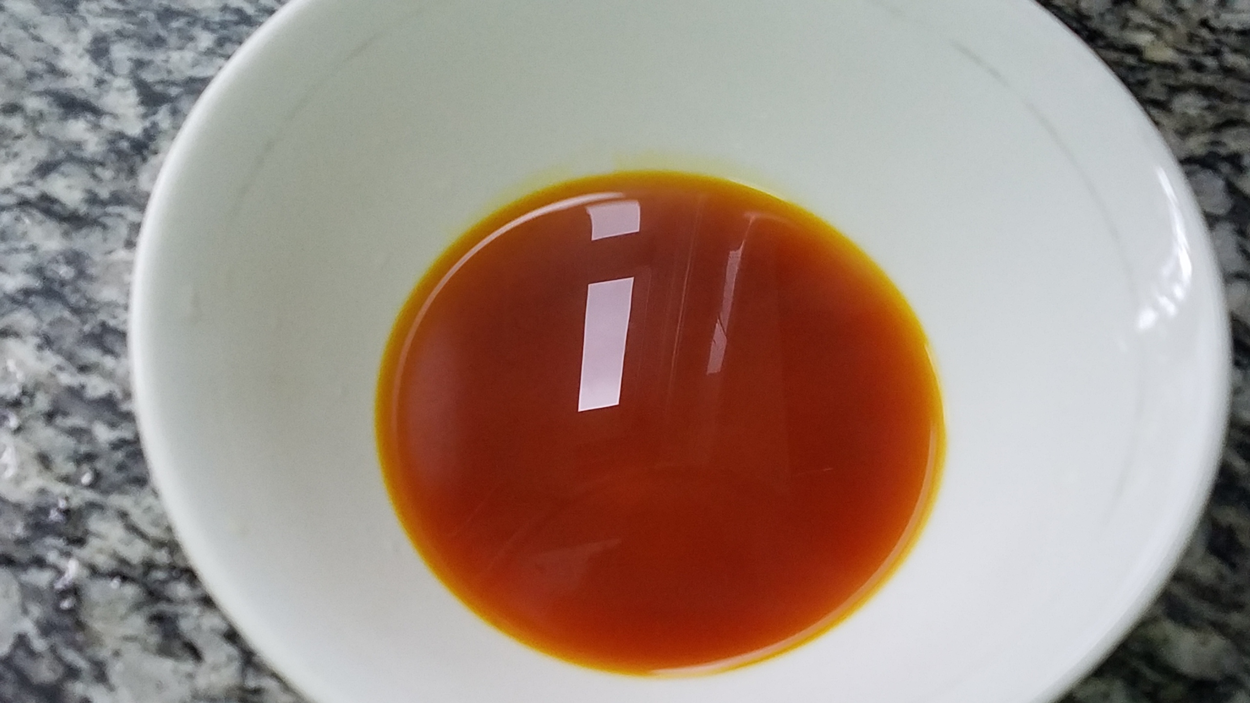 广东名菜盐焗鸡超级简单,正宗广东盐焗鸡的做法又黄又脆