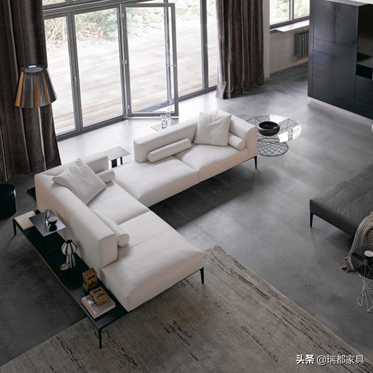 REALDO瑞都罗兰沙发给你不一样的空间之美