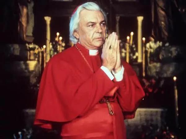 10分钟名著速读牛虻,文学名著牛虻