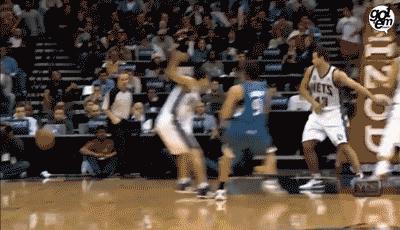 nba球星实用的篮球技巧,nba篮球精彩过人帅气