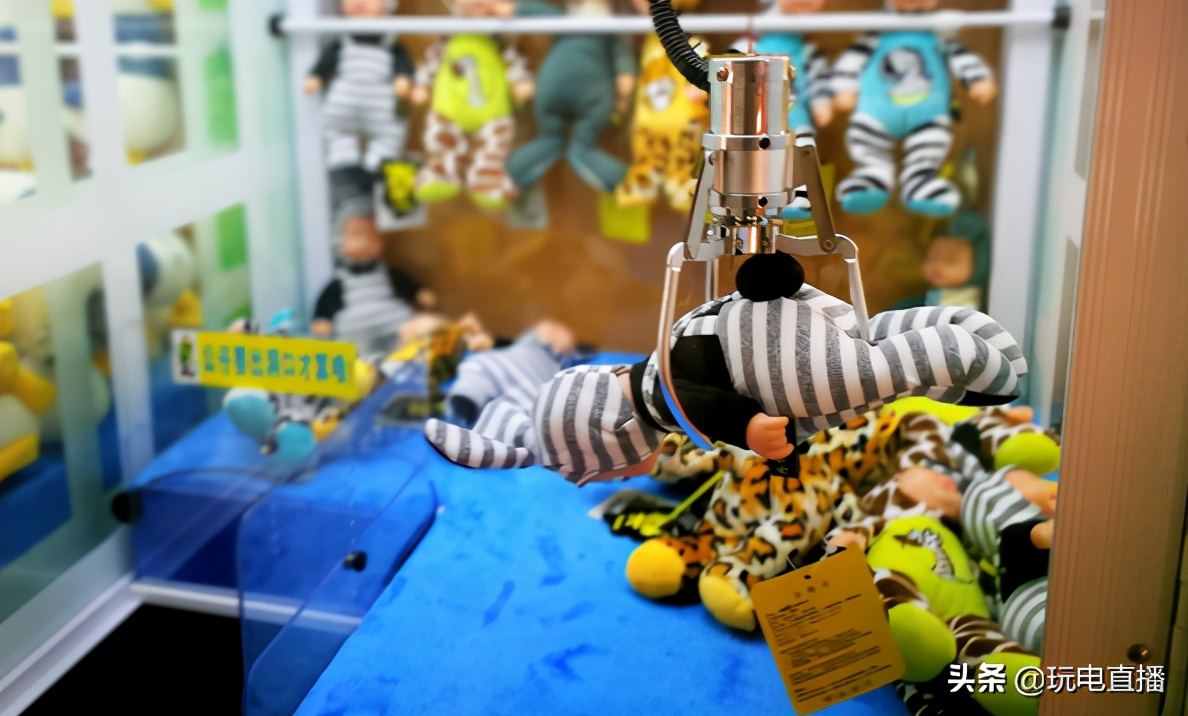 抓娃娃技巧夹绳子,抓娃娃的小技巧把娃娃夹空