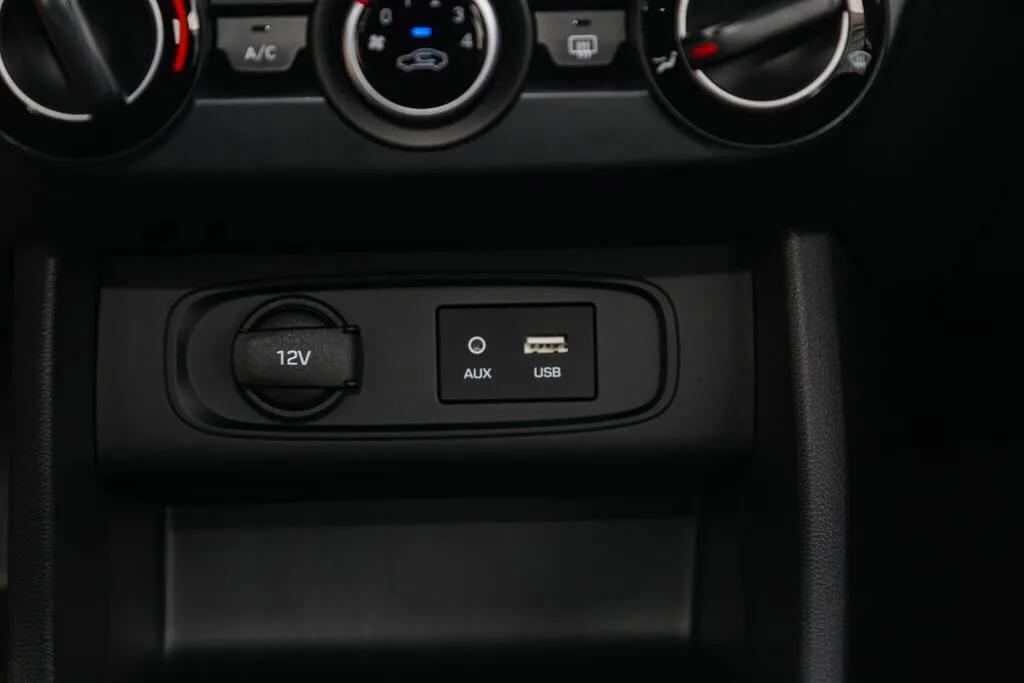 悦动评测试驾视频,悦动评测大飙车