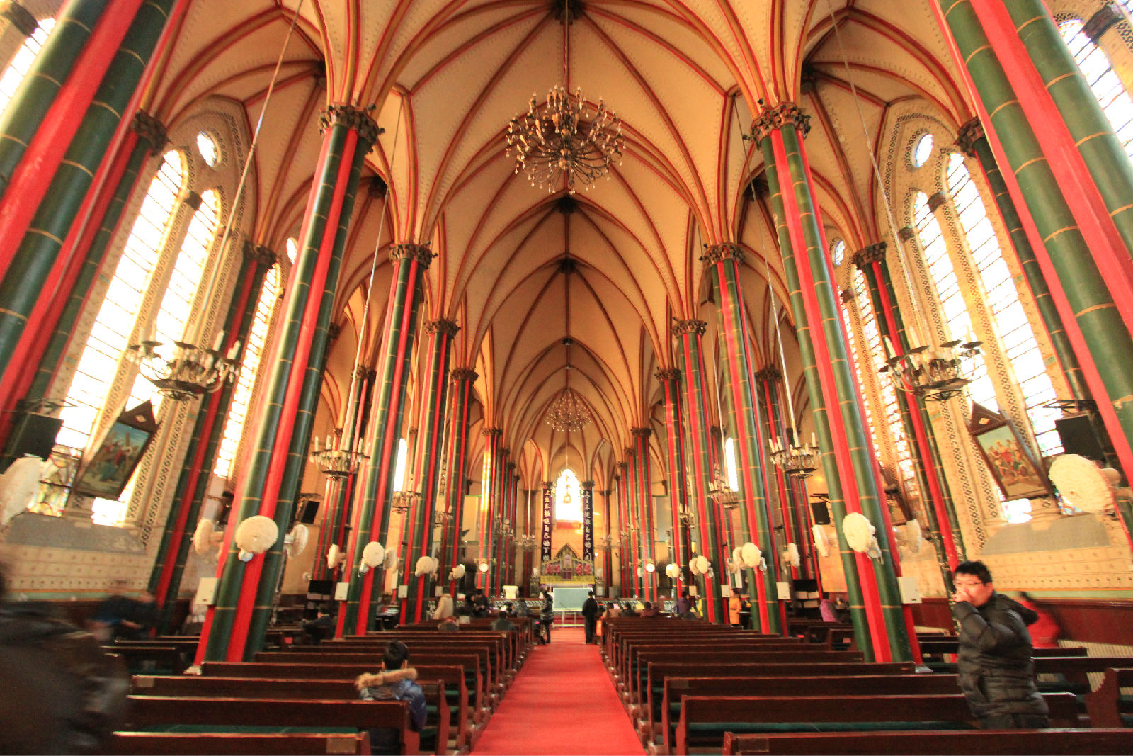 文化交融的见证者，探寻北京最大天主堂——西什库北堂（上）