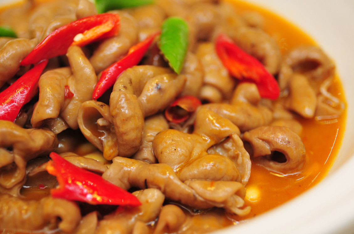 炒肥肠怎么炒又脆又好吃,炒肥肠怎么炒又嫩又好吃