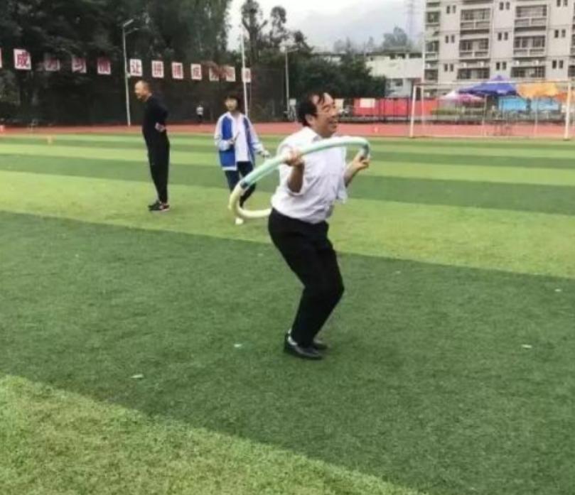 各科老师的口头禅聚在一起,各科老师口头禅连起来