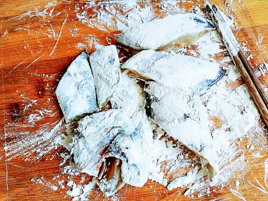 炖鱼放什么提鲜去腥好吃,炖鱼放什么料调味好吃窍门