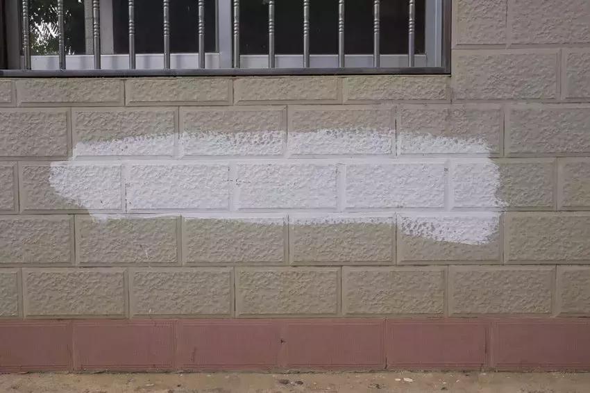 今天，就是要“盘”这些蒙自的城市“牛皮癣”