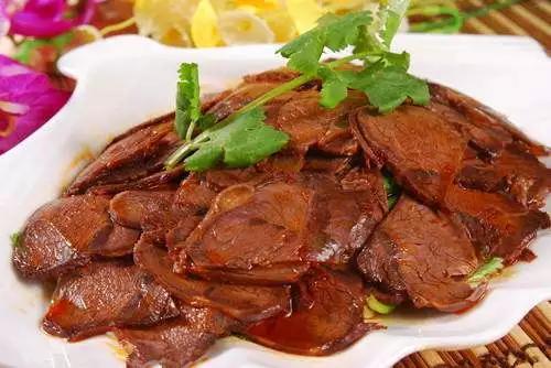 闃垮厠鑻忔潕璁颁覆涓查鐏攨,闃垮厠鑻忔潕璁伴吀杈ｇ矇