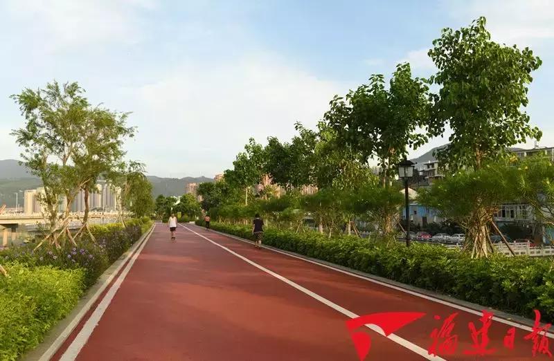 绂忓缓鏃ユ姤璇勪环鑾嗙敯,绂忓缓鏃ユ姤鍛ㄥ勾