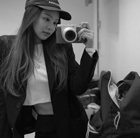 jennie有力量的身材,jennie好自信