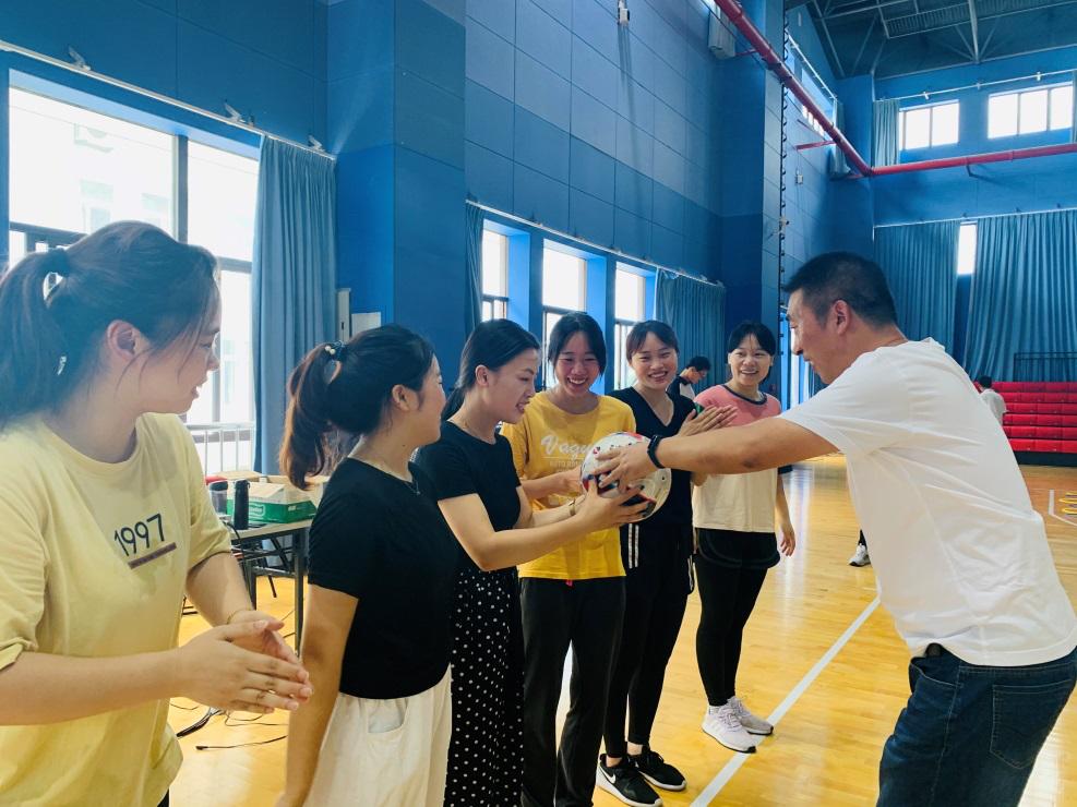 悦动足球、“足”够快乐——福鼎市2020年全市校园足球教练员培训（幼儿园专场）第6天