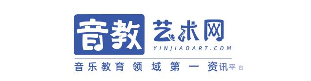 合唱团怎样进行热身训练,国外合唱团震撼场面视频