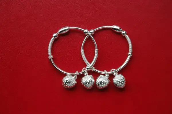 银饰品如何清洗才白净,银饰怎么样清洗才能发亮