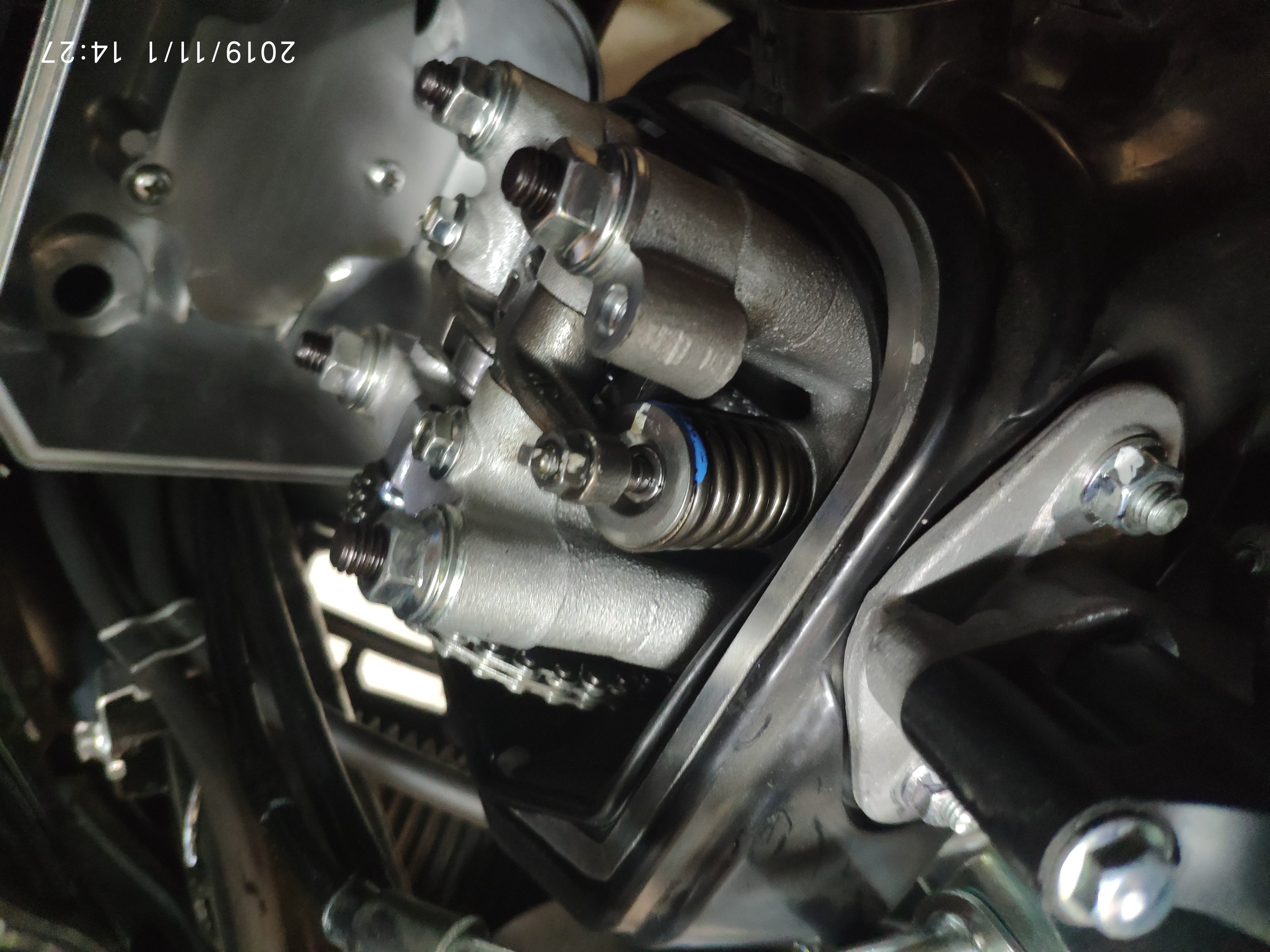 网红神车铃木uy百年纪念版,铃木摩托网红神车uy125视频