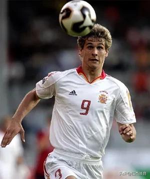 西班牙十大足球巨星现役,西班牙最帅足球明星