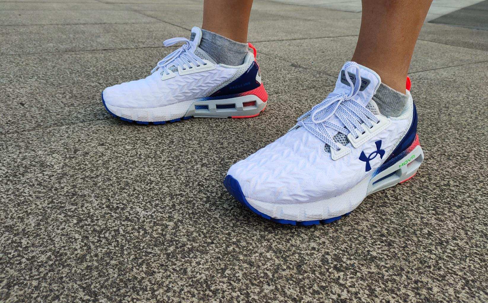 始于颜值忠于品质雷克萨斯,始于颜值忠于舒适鞋子