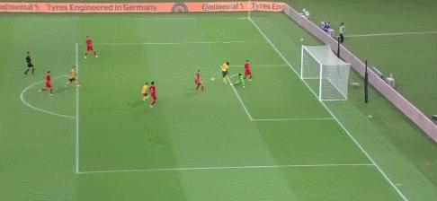 国足0比3澳大利亚集锦守门员,国足0:3澳大利亚全场