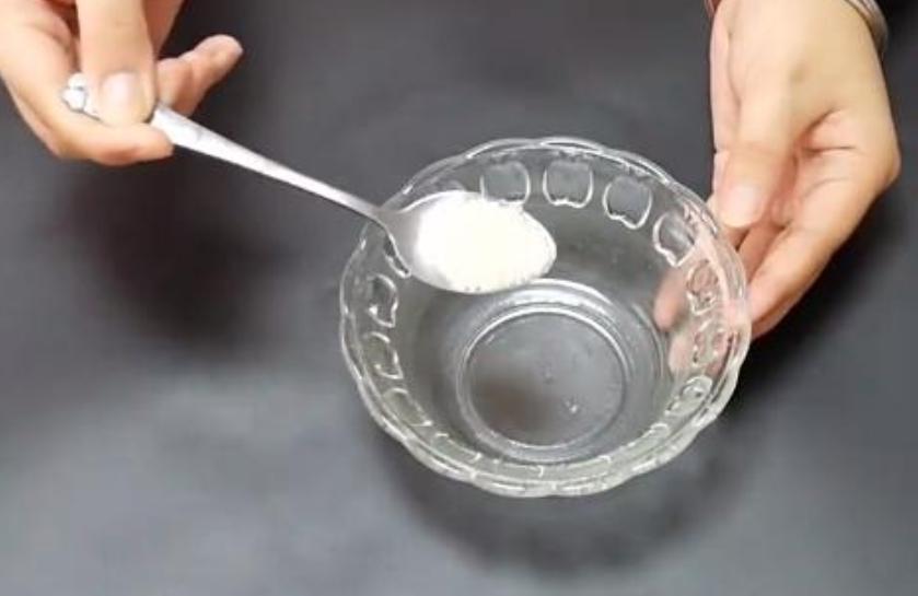 一个月大的小狗吃什么奶粉,一个月大的小狗吃啥样才算吃饱