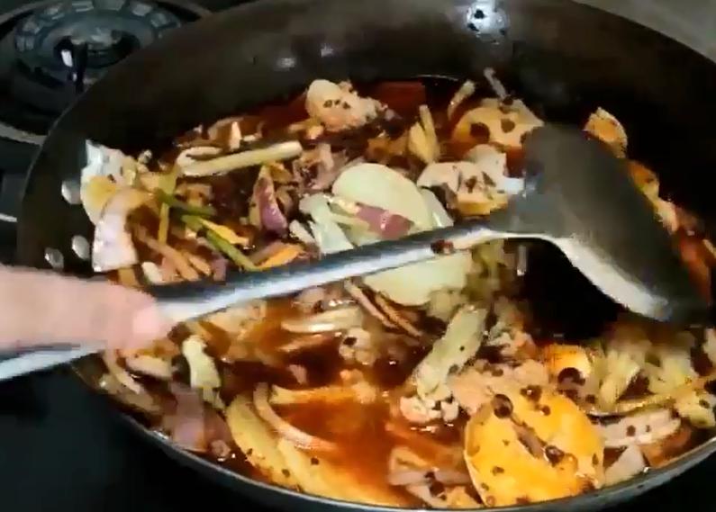 川味烤鱼简单做法教程家庭版,四川正宗烤鱼做法教程及配方