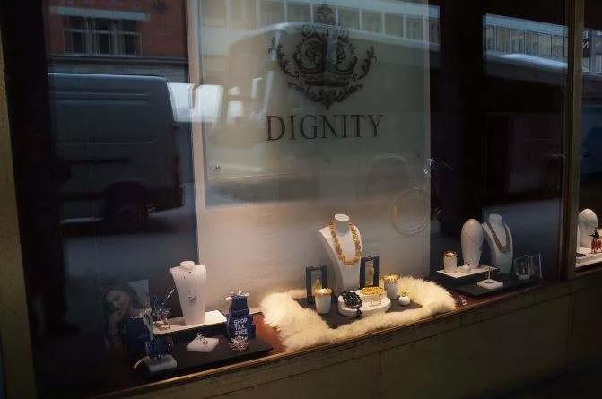 俄罗斯珠宝大降价,俄罗斯珠宝降价