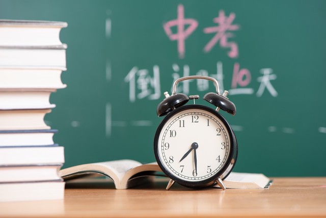 初中英语中考知识点讲解宾语从句,初三英语宾语从句题库及答案解析