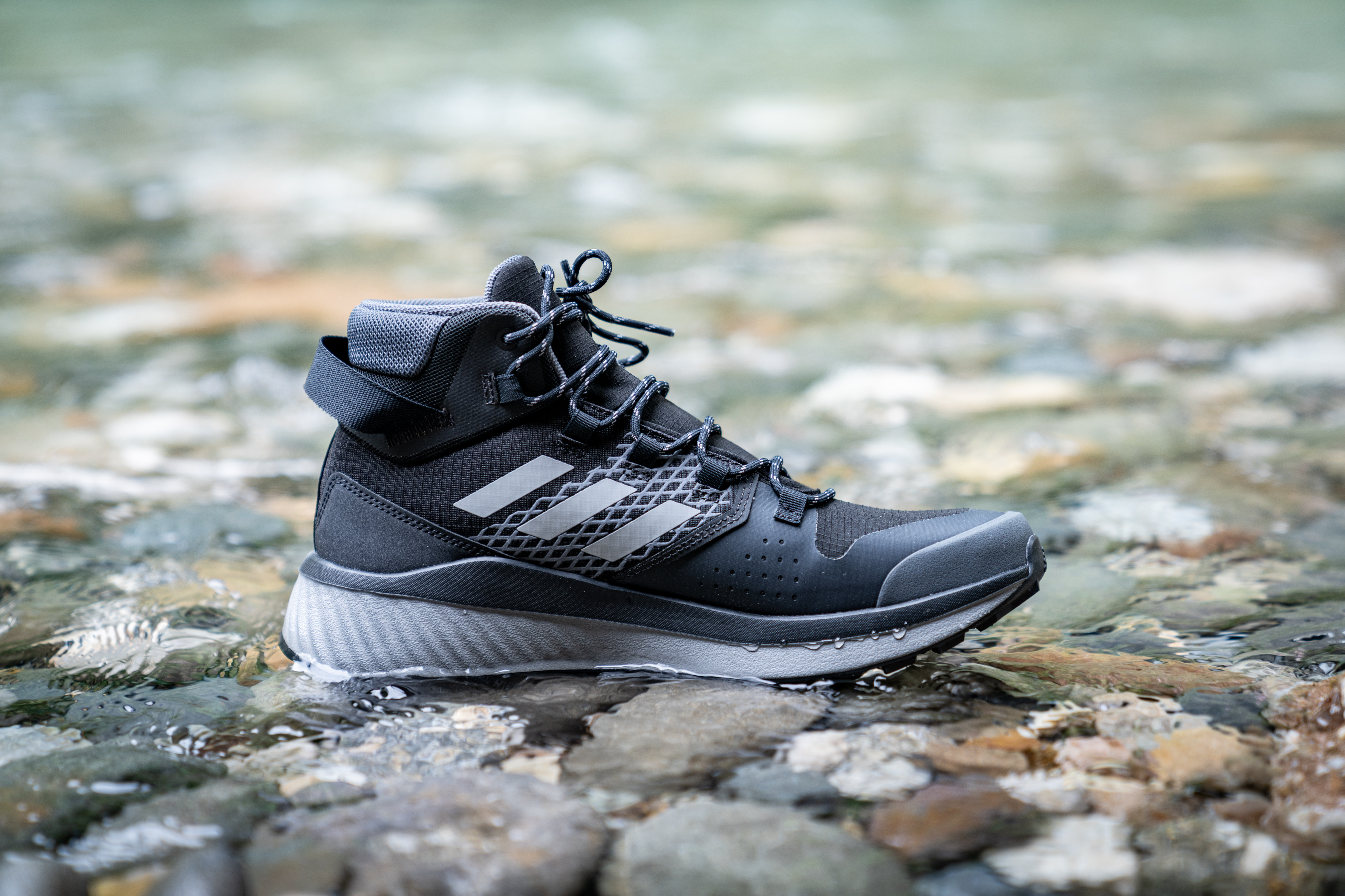 adidasterrex户外鞋卡其色,adidasterrex户外跑鞋评测