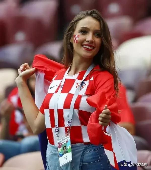 英格兰1比1丹麦,英格兰对战克罗地亚欧洲杯3:2