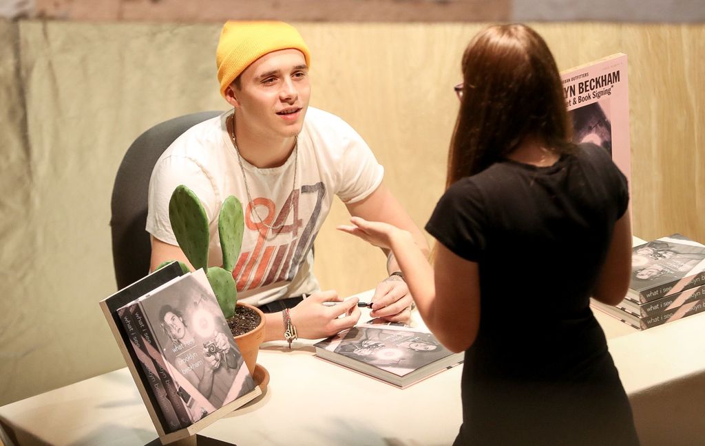 维多利亚和她的大儿子布鲁克林,维多利亚贝嫂和她大儿子