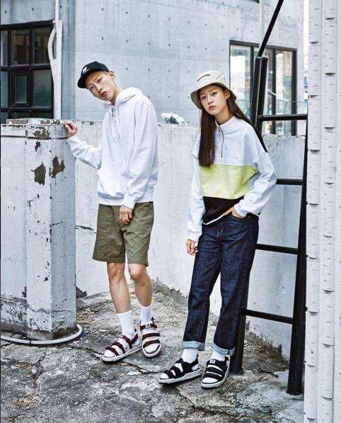 “中国大妈”引领世界潮流，LV再次模仿推出防晒面罩